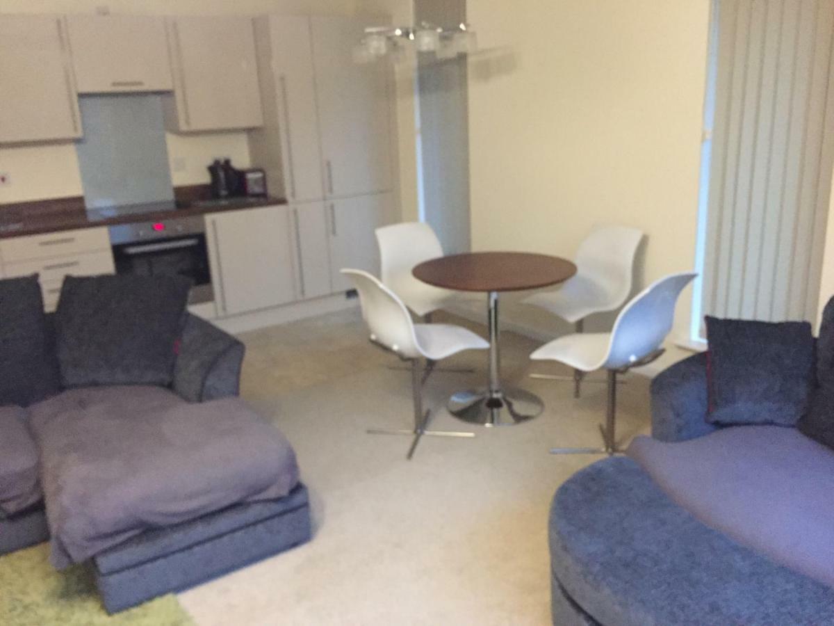 Апартаменты Flat 2 Стрит Экстерьер фото