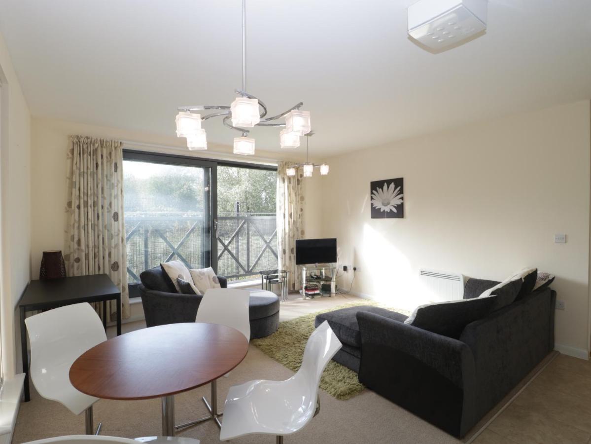 Апартаменты Flat 2 Стрит Экстерьер фото